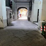 House S. Ferdinando ナポリ