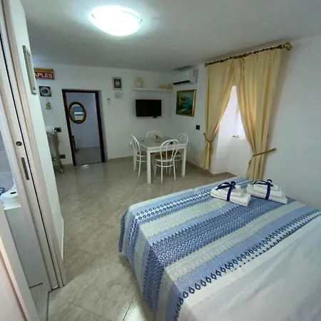 House S. Ferdinando Διαμέρισμα Νάπολη