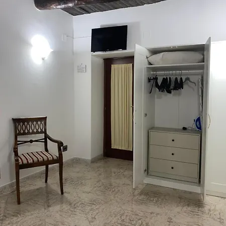 House S. Ferdinando Διαμέρισμα Νάπολη