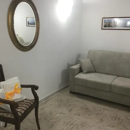 House S. Ferdinando 아파트