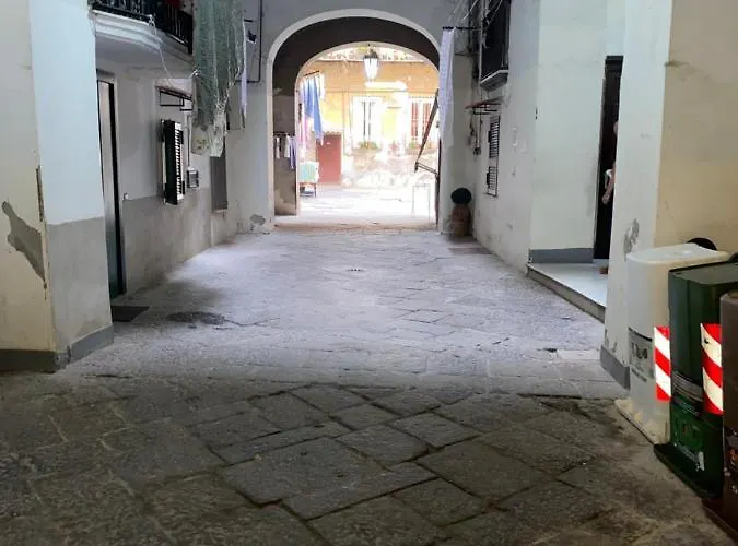 House S. Ferdinando נאפולי