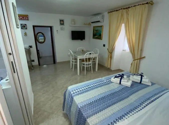 House S. Ferdinando דירה נאפולי