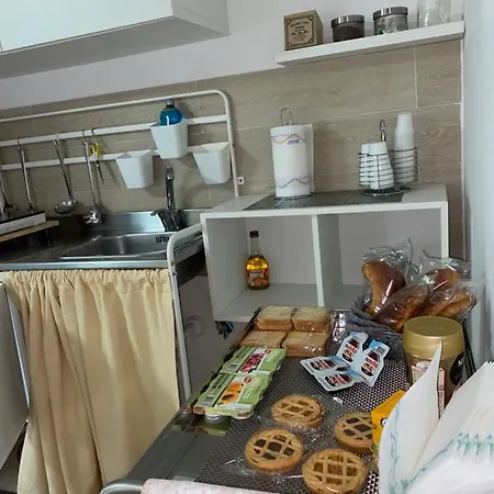 House S. Ferdinando * Napoli