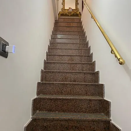 House S. Ferdinando Napoli